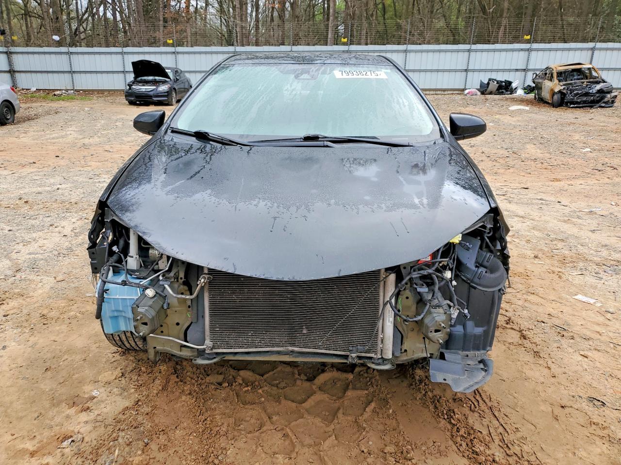 2018 TOYOTA COROLLA LE photo 5