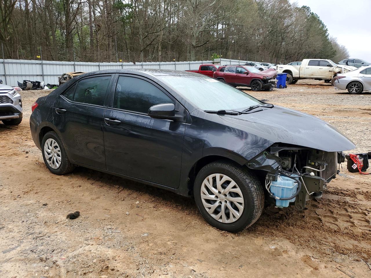 2018 TOYOTA COROLLA LE photo 4