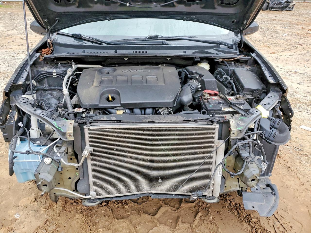 2018 TOYOTA COROLLA LE photo 11