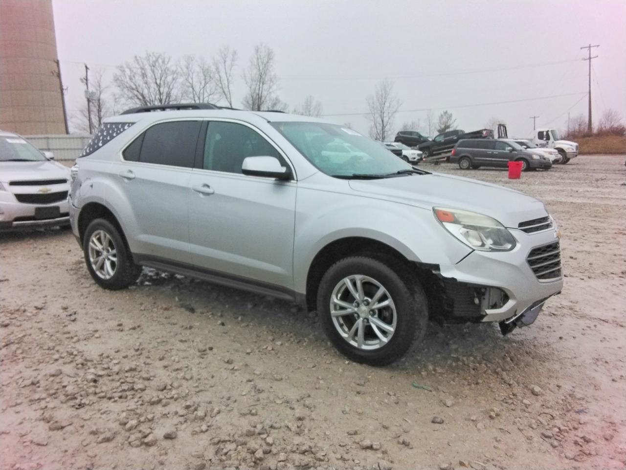 2016 CHEVROLET EQUINOX LT photo 4