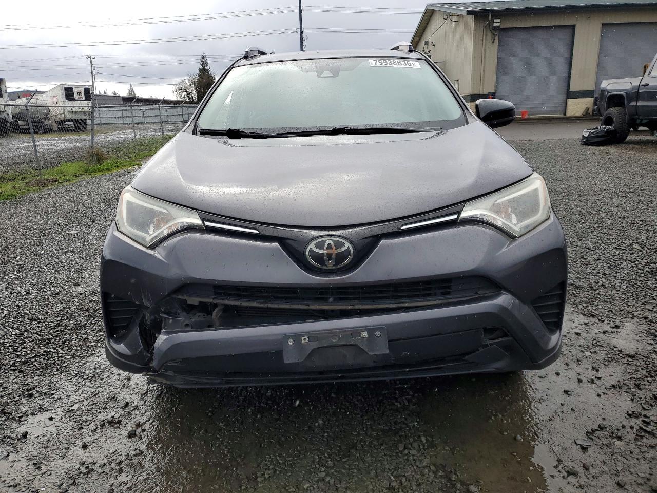 2018 TOYOTA RAV4 LE photo 9