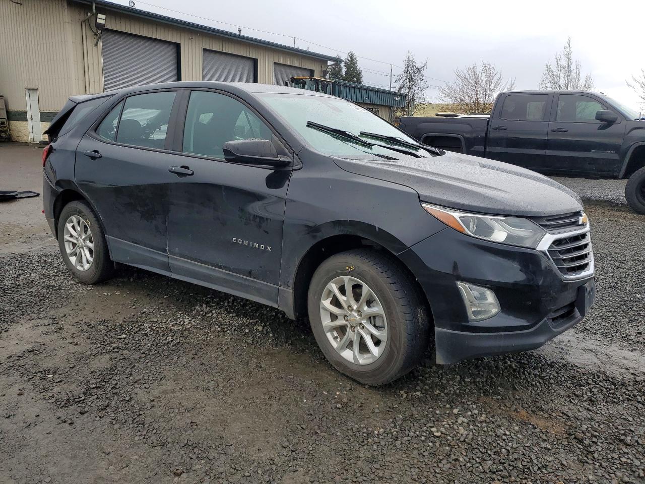 2020 CHEVROLET EQUINOX photo 4