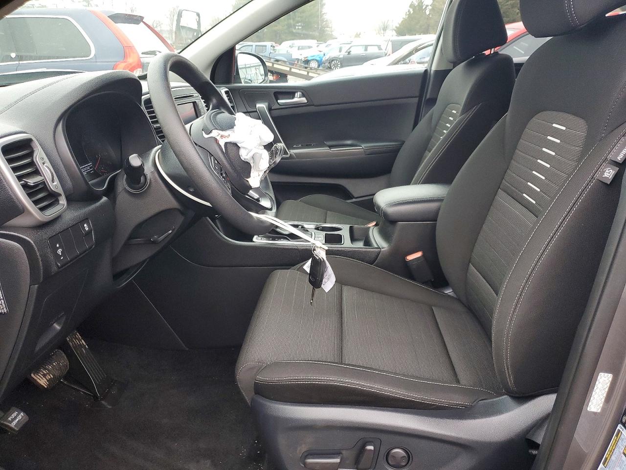 2017 KIA SPORTAGE LX photo 19