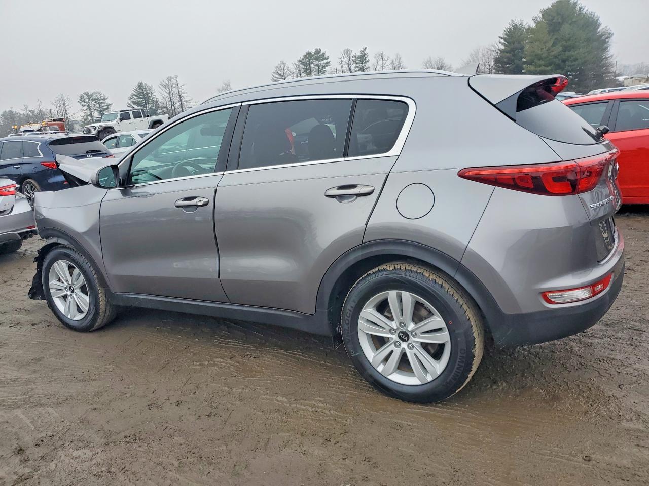 2017 KIA SPORTAGE LX photo 4