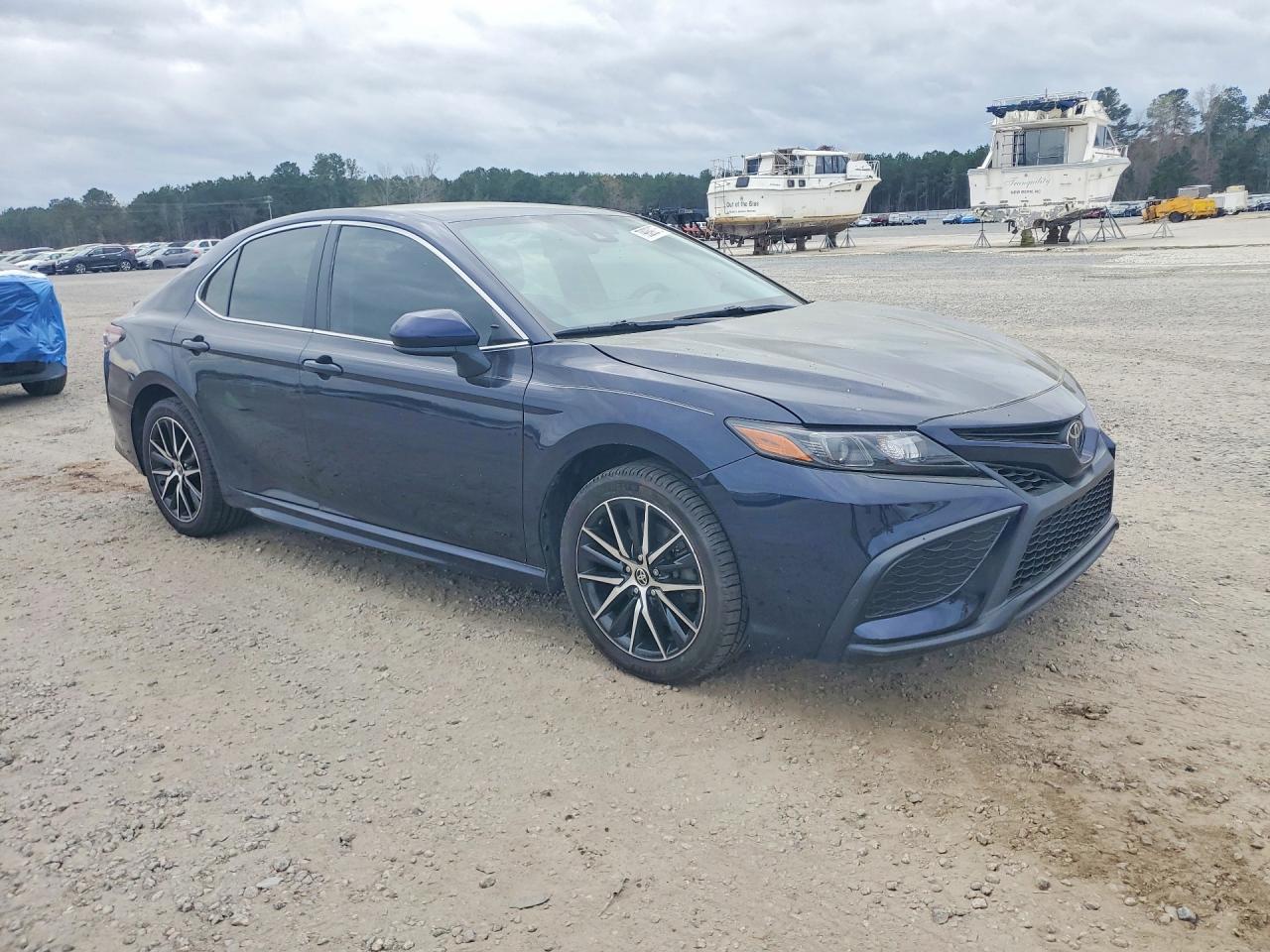2021 TOYOTA CAMRY SE photo 7
