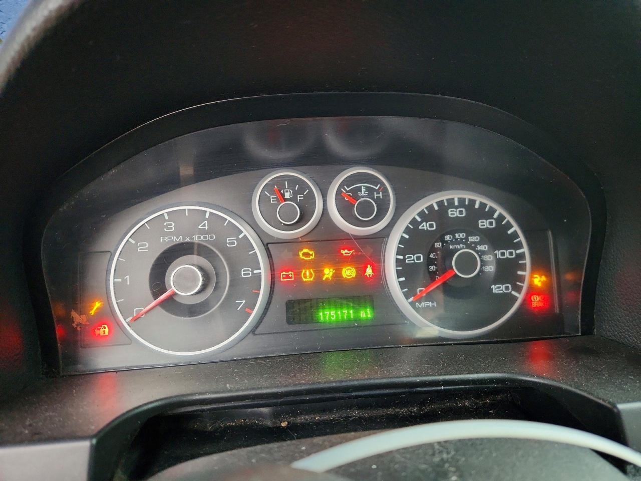 2009 FORD FUSION SE photo 9