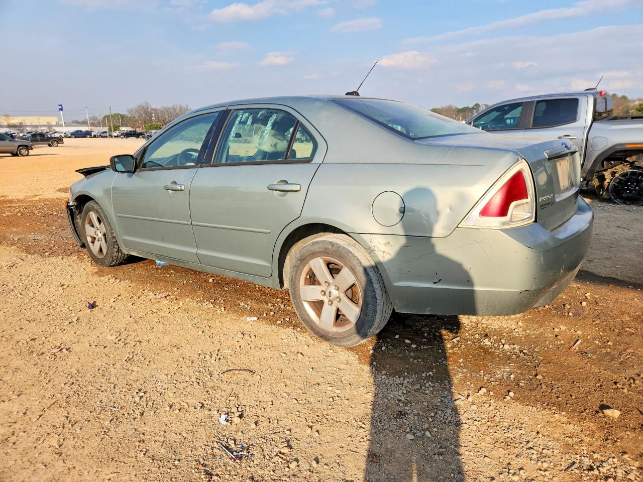 2009 FORD FUSION SE photo 2