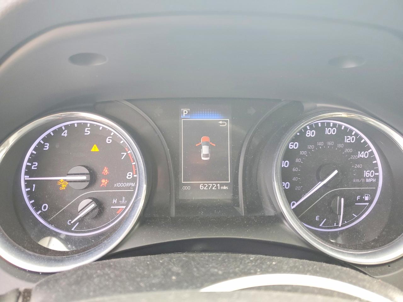 2019 TOYOTA CAMRY LE photo 9