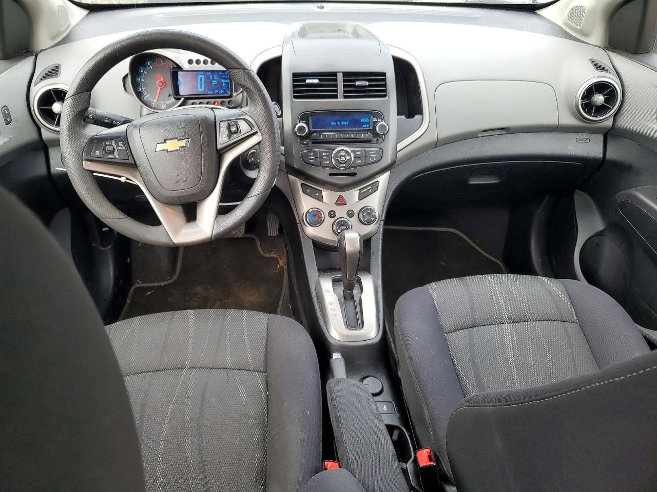 2014 CHEVROLET SONIC LT photo 8