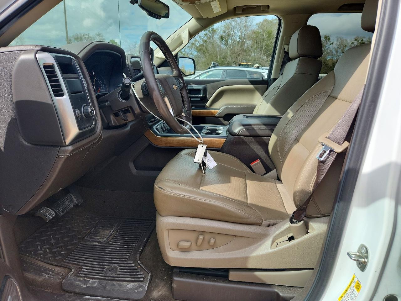 2017 CHEVROLET SILVERADO C1500 LTZ photo 7