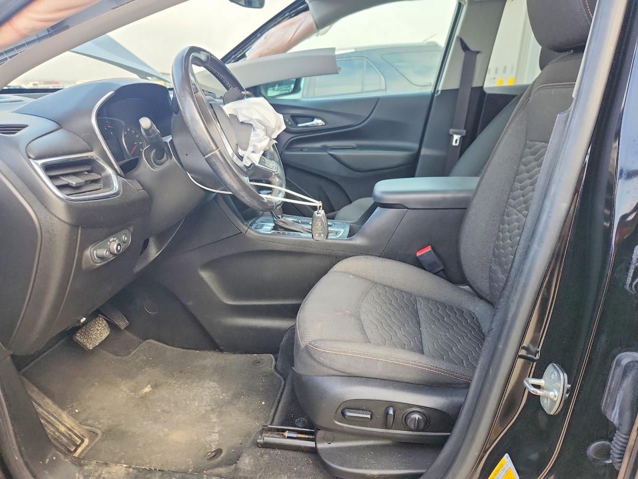 2020 CHEVROLET EQUINOX LT photo 19