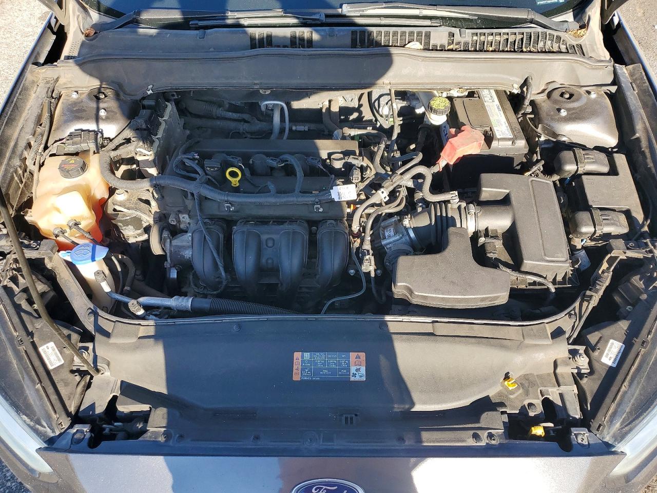 2016 FORD FUSION SE photo 21