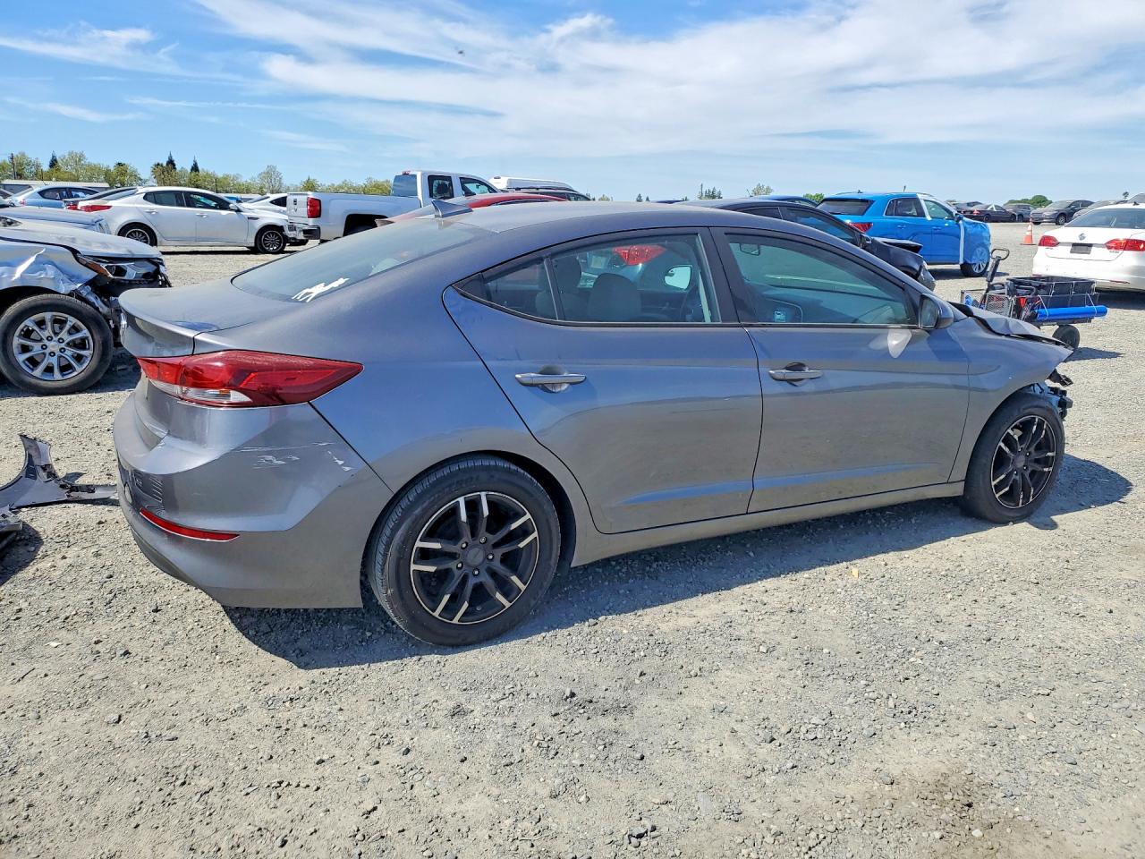 2017 HYUNDAI ELANTRA SE photo 3