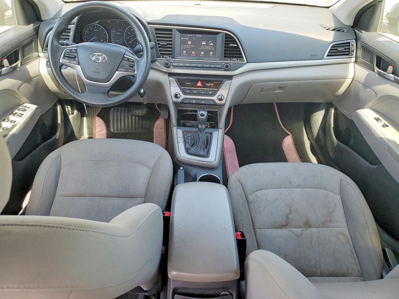 2017 HYUNDAI ELANTRA SE photo 8
