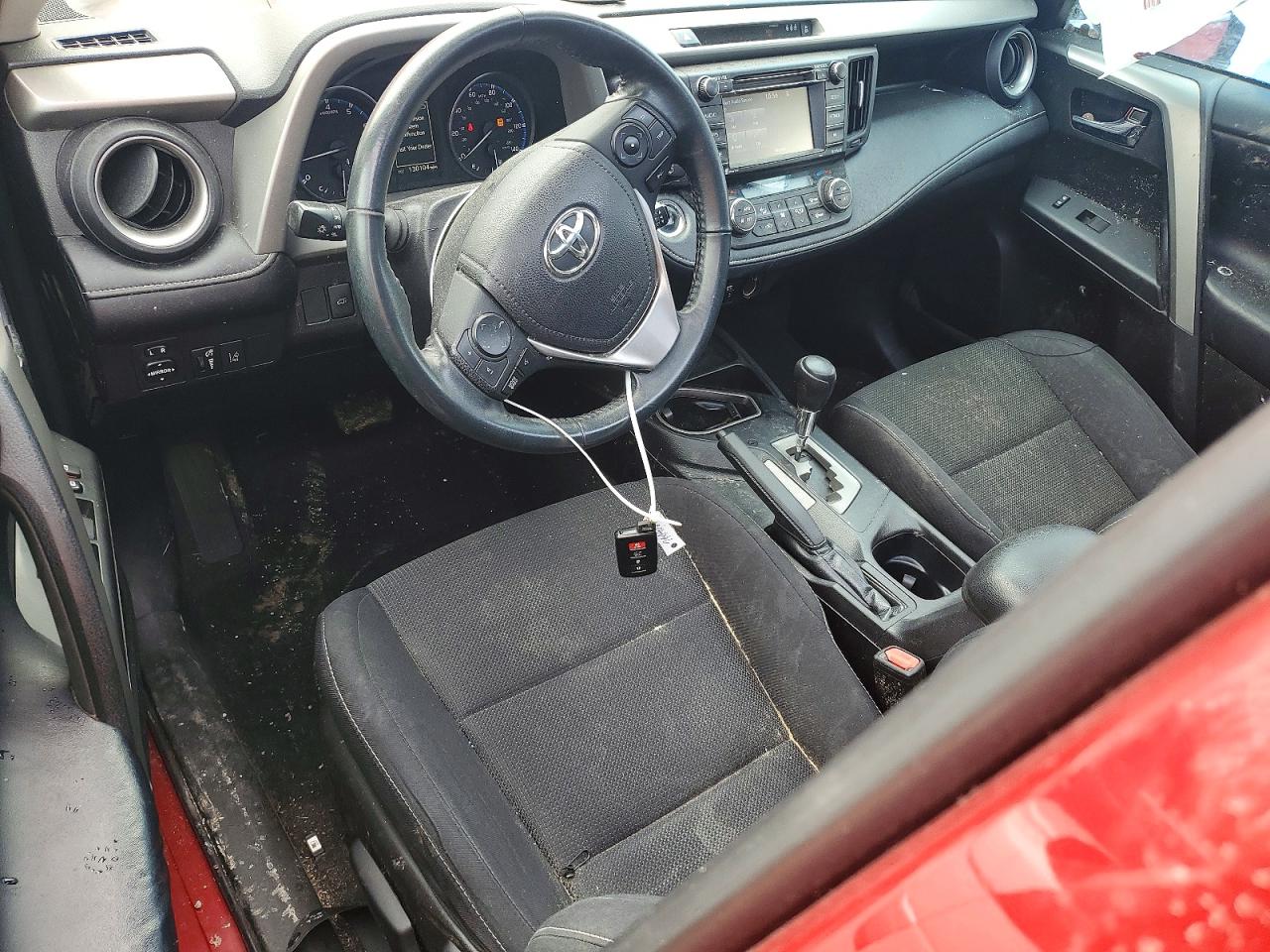 2017 TOYOTA RAV4 XLE photo 8