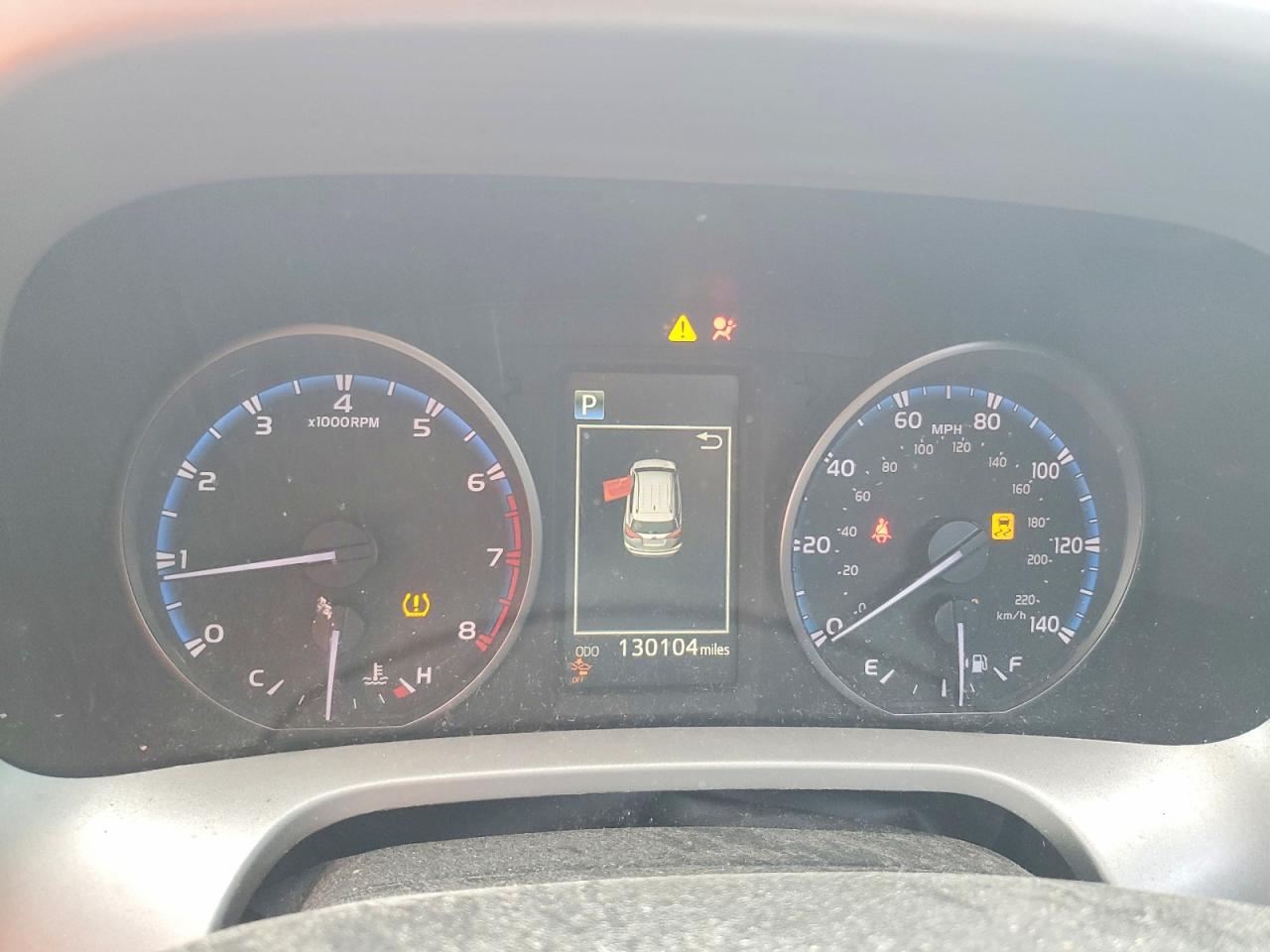 2017 TOYOTA RAV4 XLE photo 9