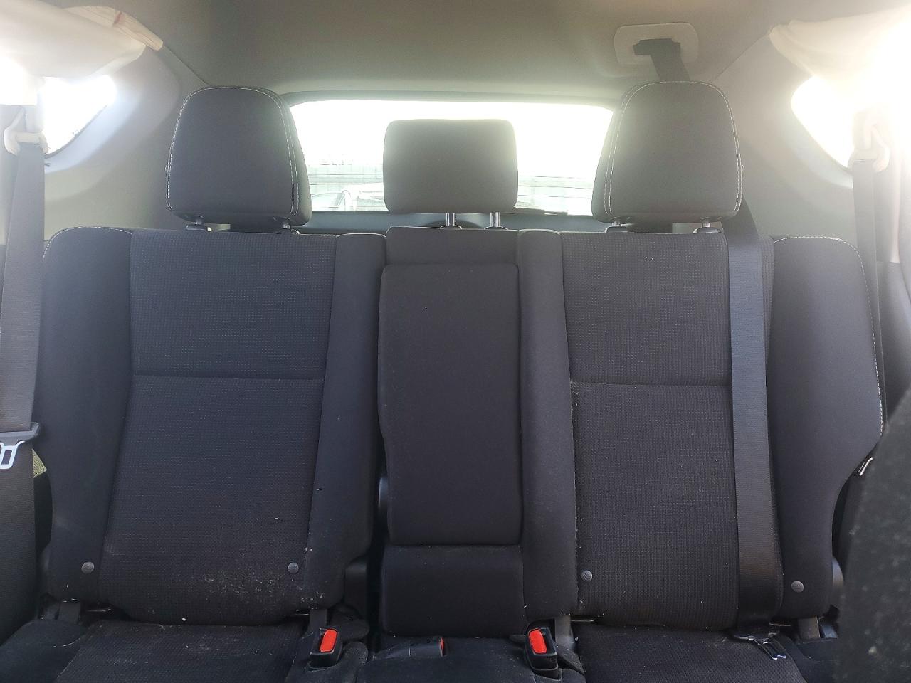 2017 TOYOTA RAV4 XLE photo 10