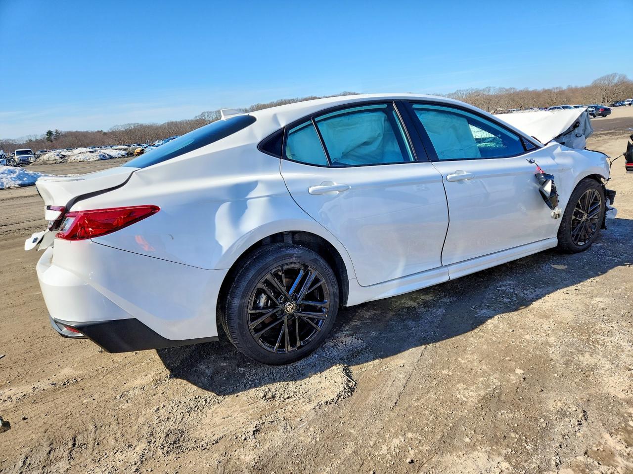 2025 TOYOTA CAMRY SE photo 7