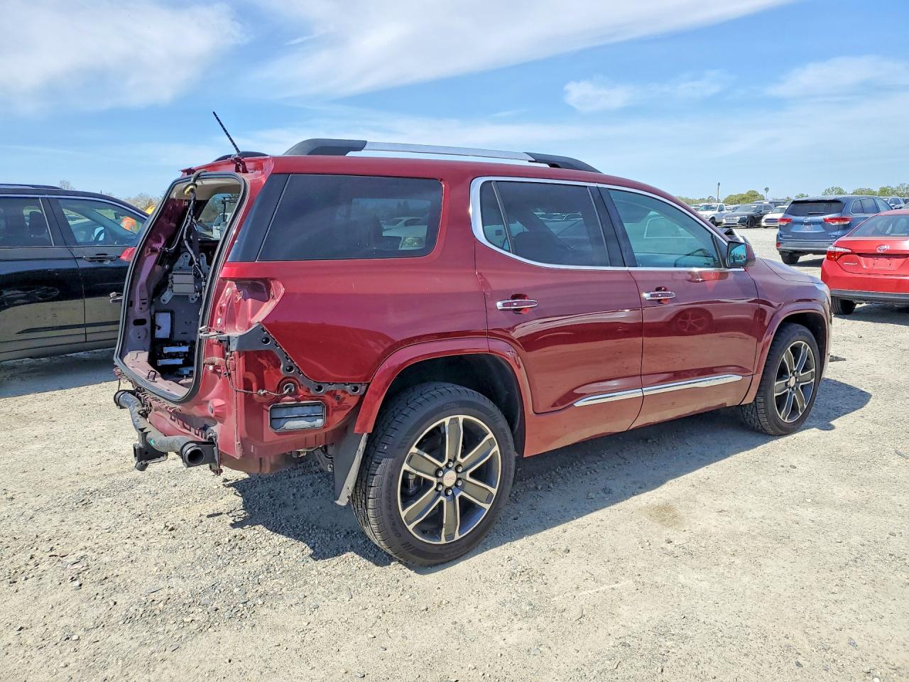 2017 GMC ACADIA DENALI photo 5