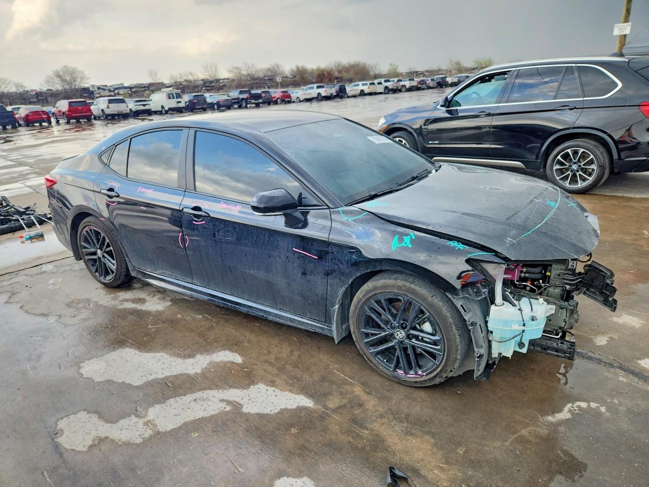 2025 TOYOTA CAMRY SE photo 7