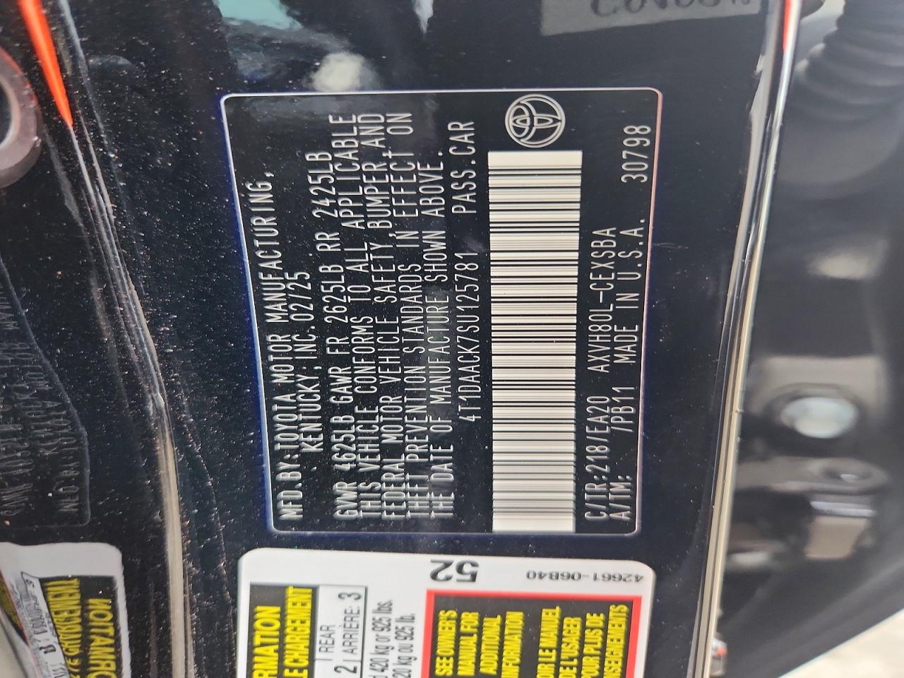 2025 TOYOTA CAMRY SE photo 25