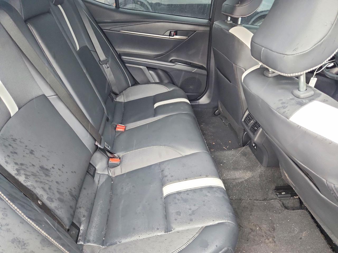2025 TOYOTA CAMRY SE photo 19