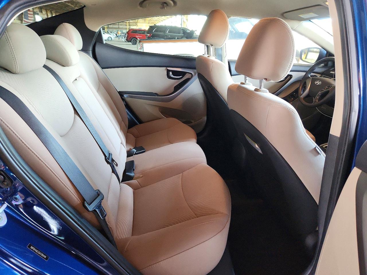 2016 HYUNDAI ELANTRA SE photo 28