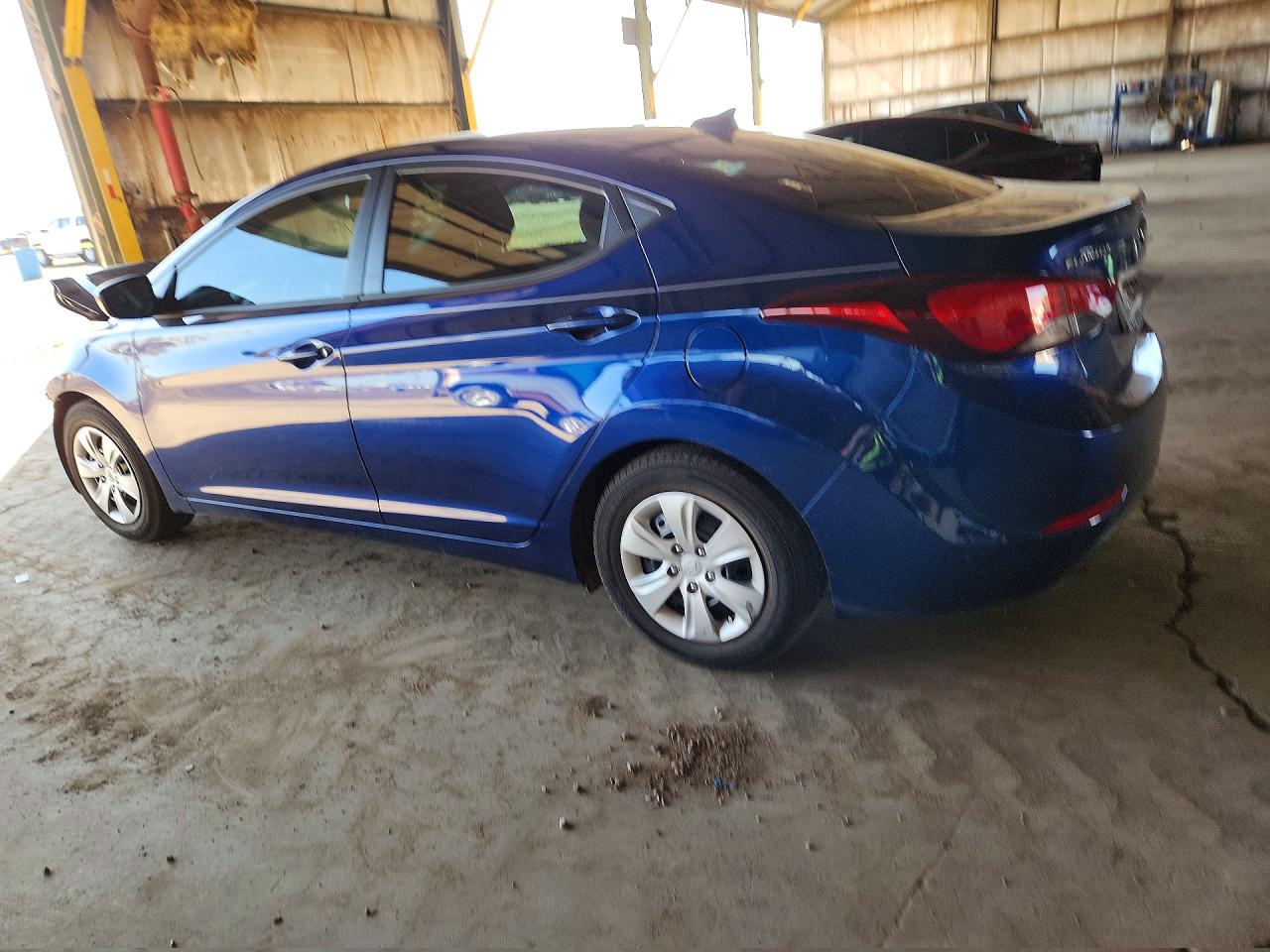 2016 HYUNDAI ELANTRA SE photo 4