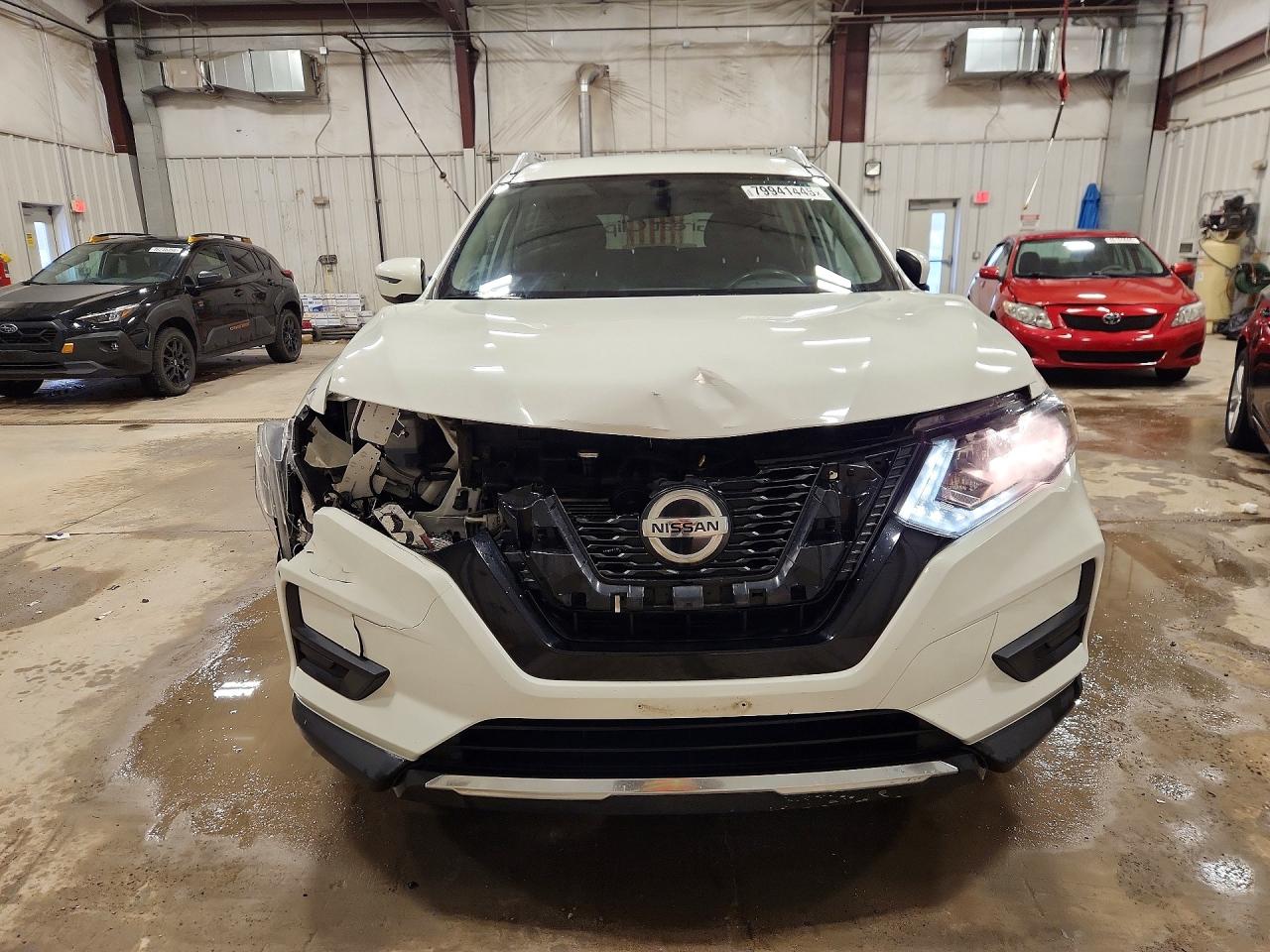 2018 NISSAN ROGUE SV photo 5