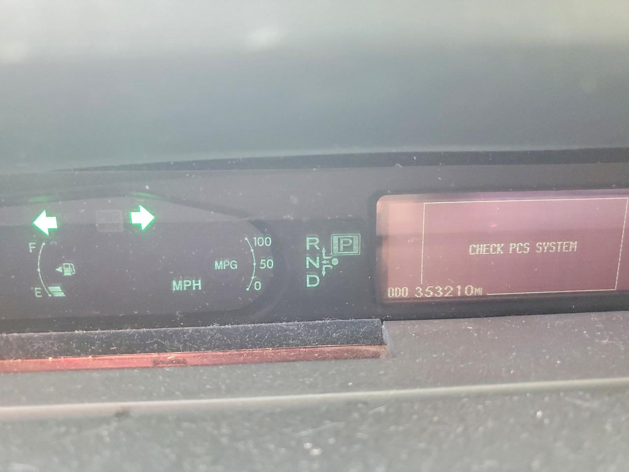 2011 TOYOTA PRIUS FIVE photo 25