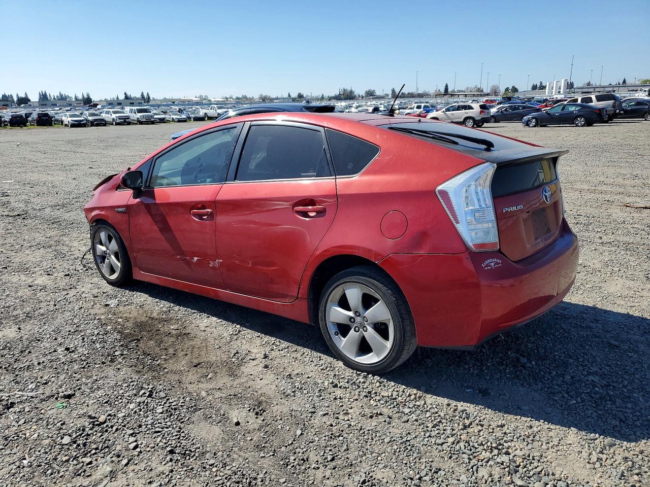 2011 TOYOTA PRIUS FIVE photo 4