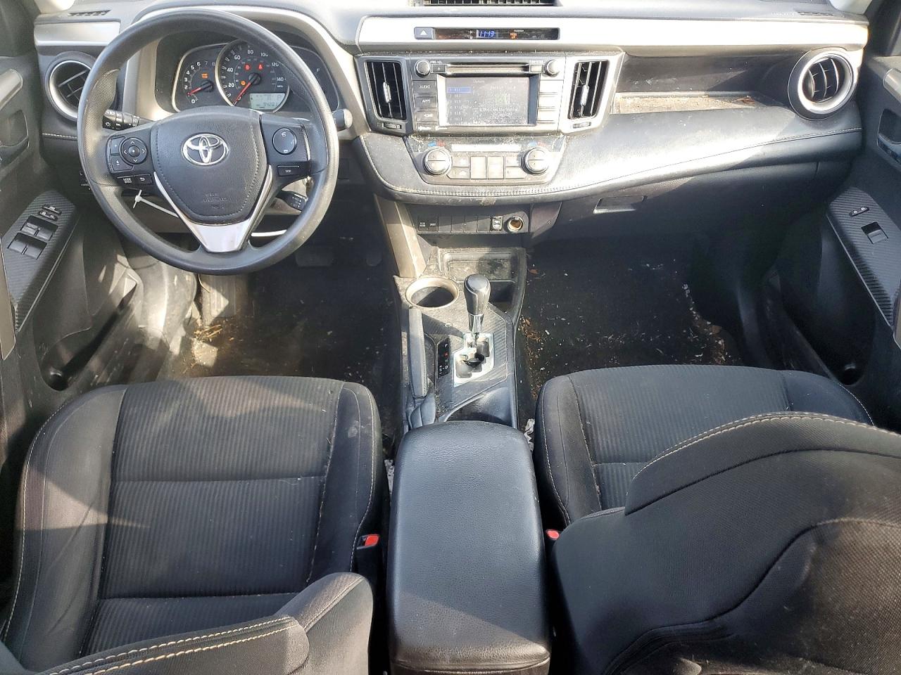 2014 TOYOTA RAV4 XLE photo 15