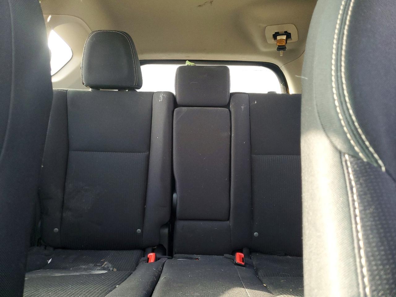 2014 TOYOTA RAV4 XLE photo 19