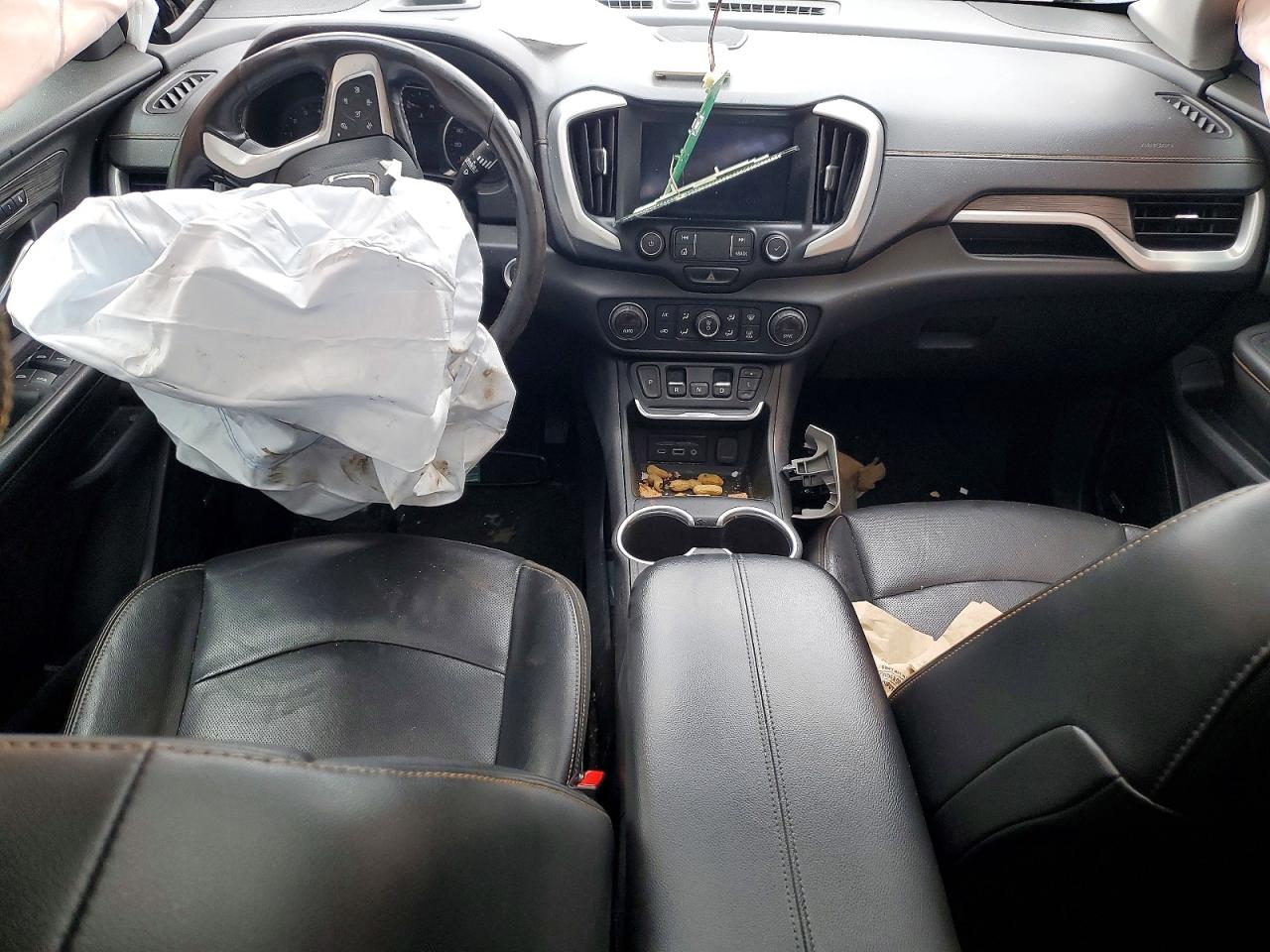 2019 GMC TERRAIN SLT photo 15