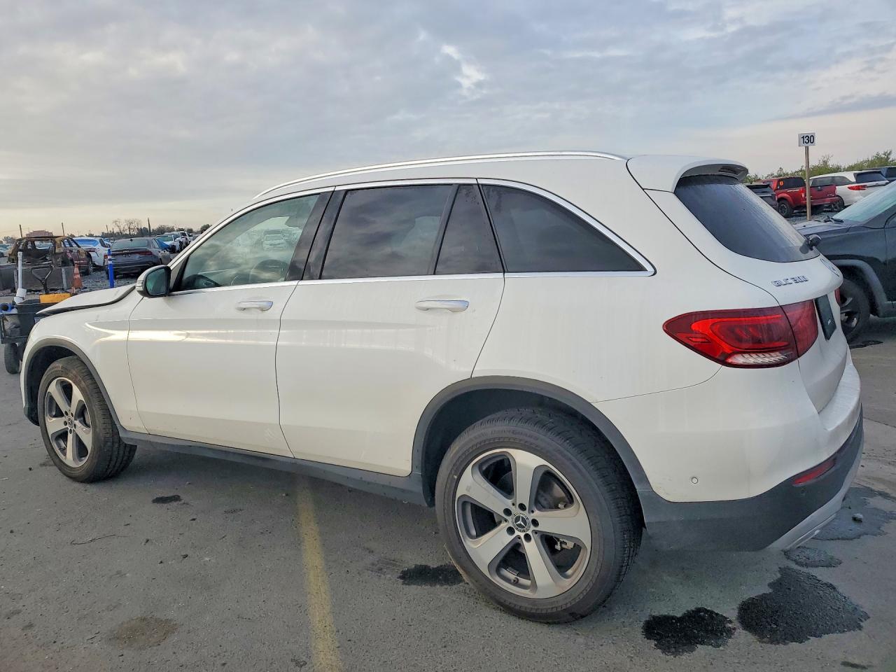 2022 MERCEDES-BENZ GLC 300 photo 2