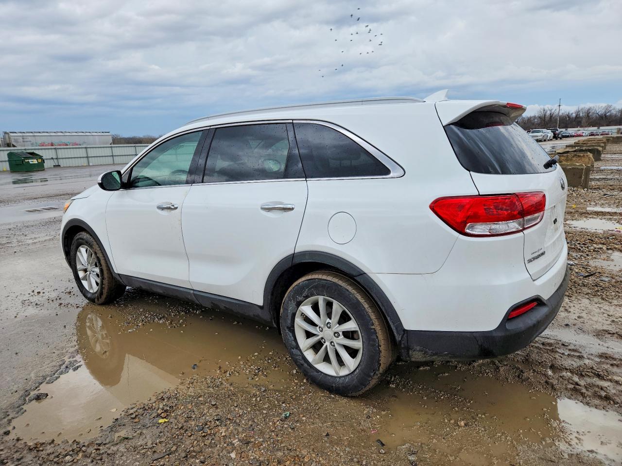 2016 KIA SORENTO LX photo 2