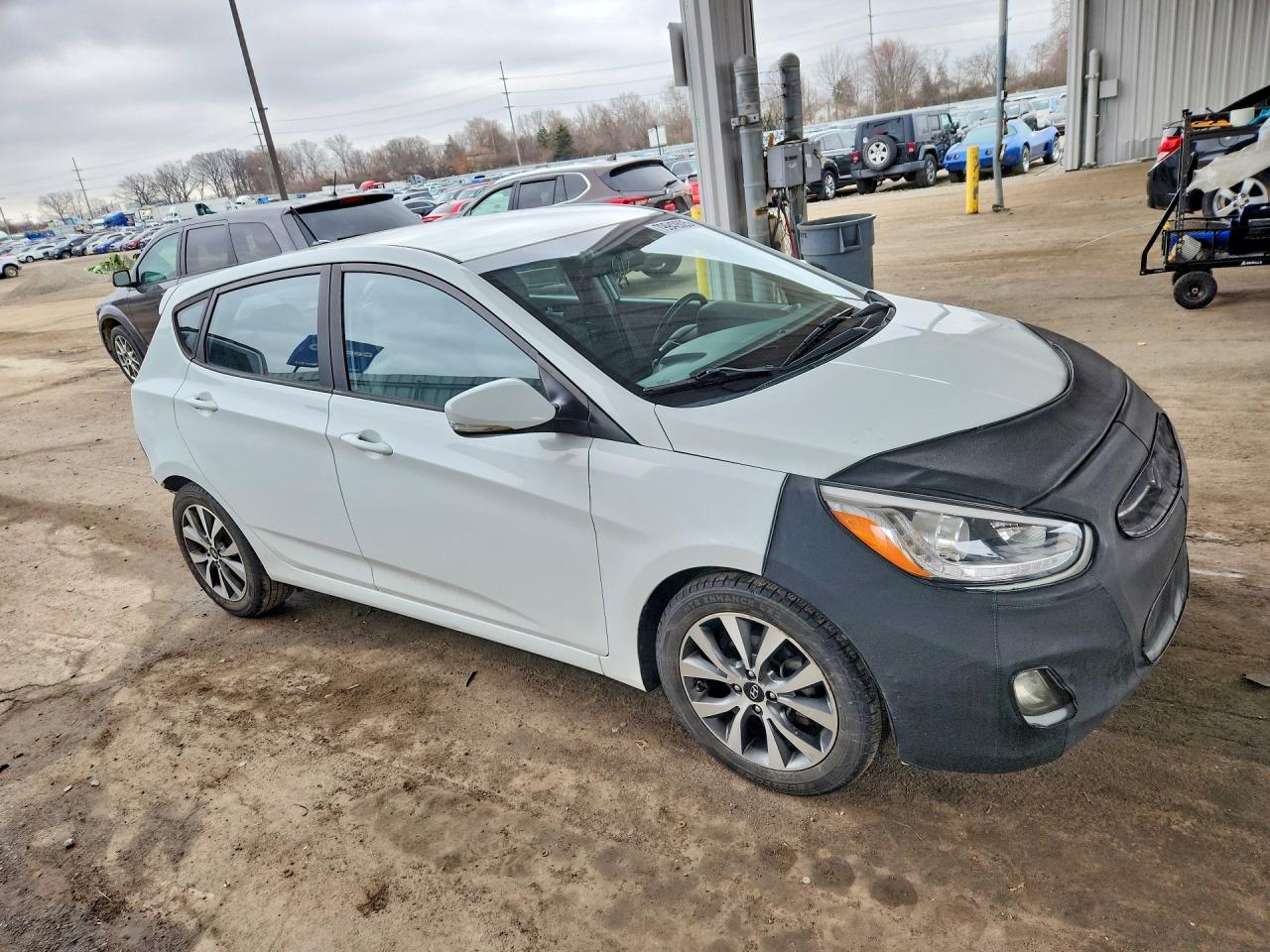 2016 HYUNDAI ACCENT SPORT photo 4