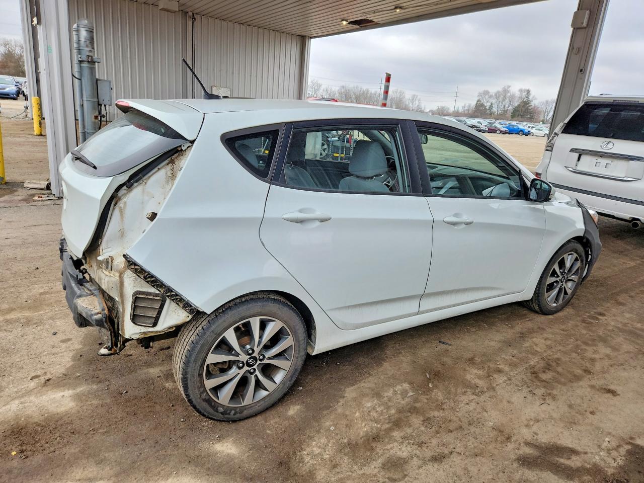 2016 HYUNDAI ACCENT SPORT photo 3