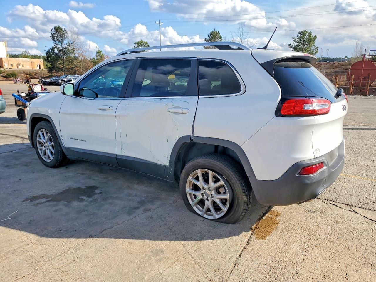 2014 JEEP CHEROKEE LATITUDE photo 4