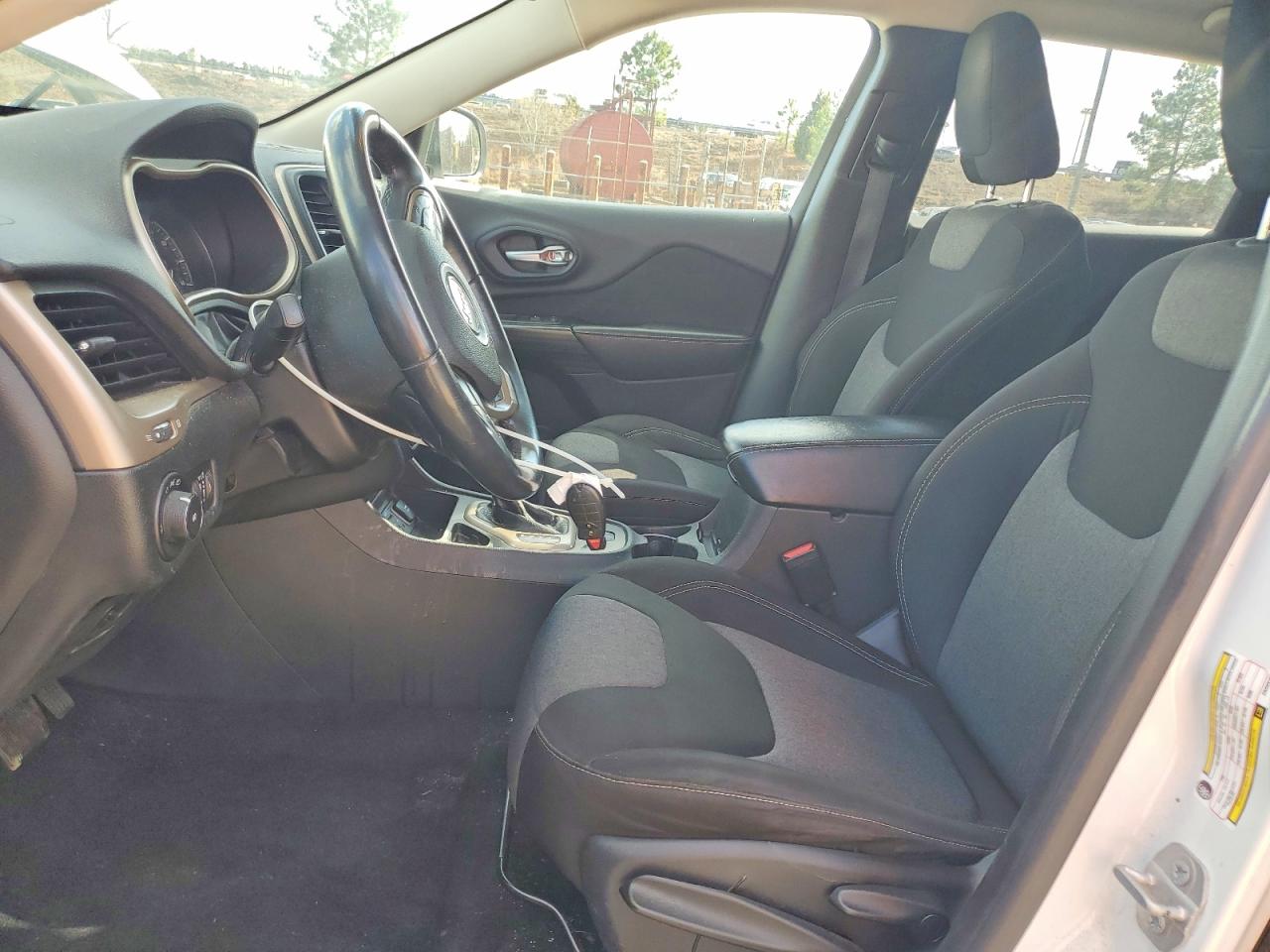 2014 JEEP CHEROKEE LATITUDE photo 19