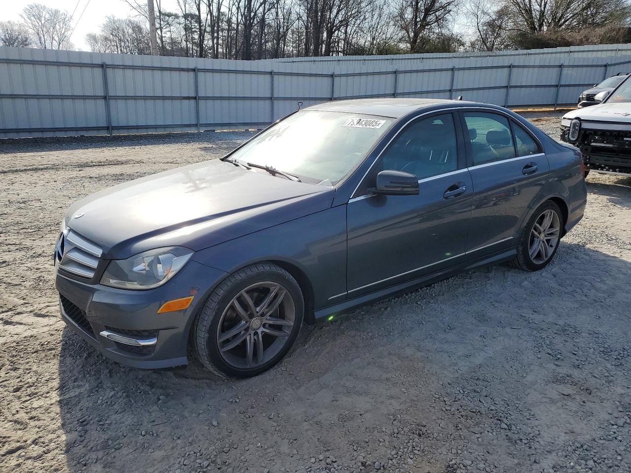 2013 MERCEDES-BENZ C