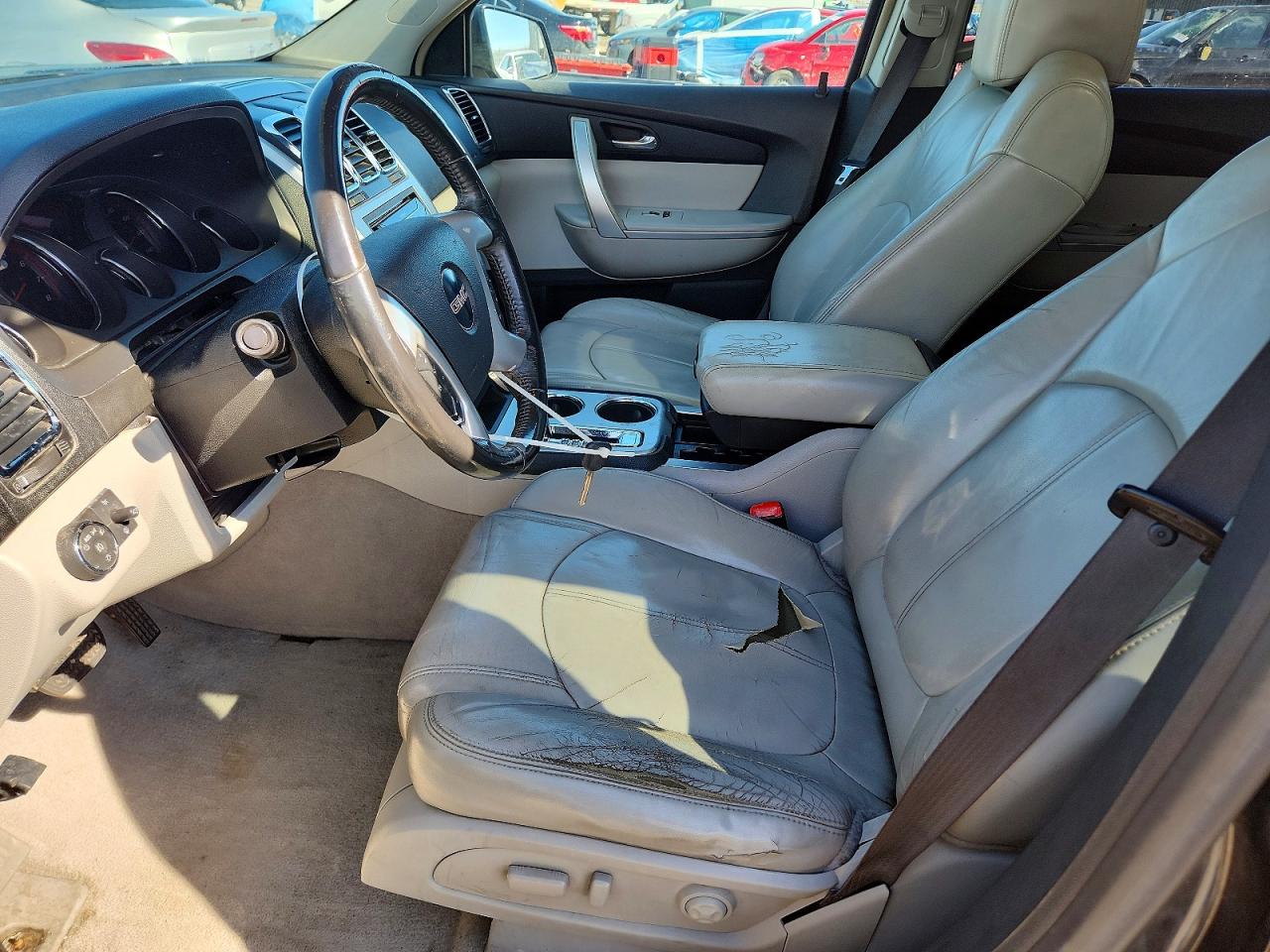 2008 GMC ACADIA SLT-2 photo 13