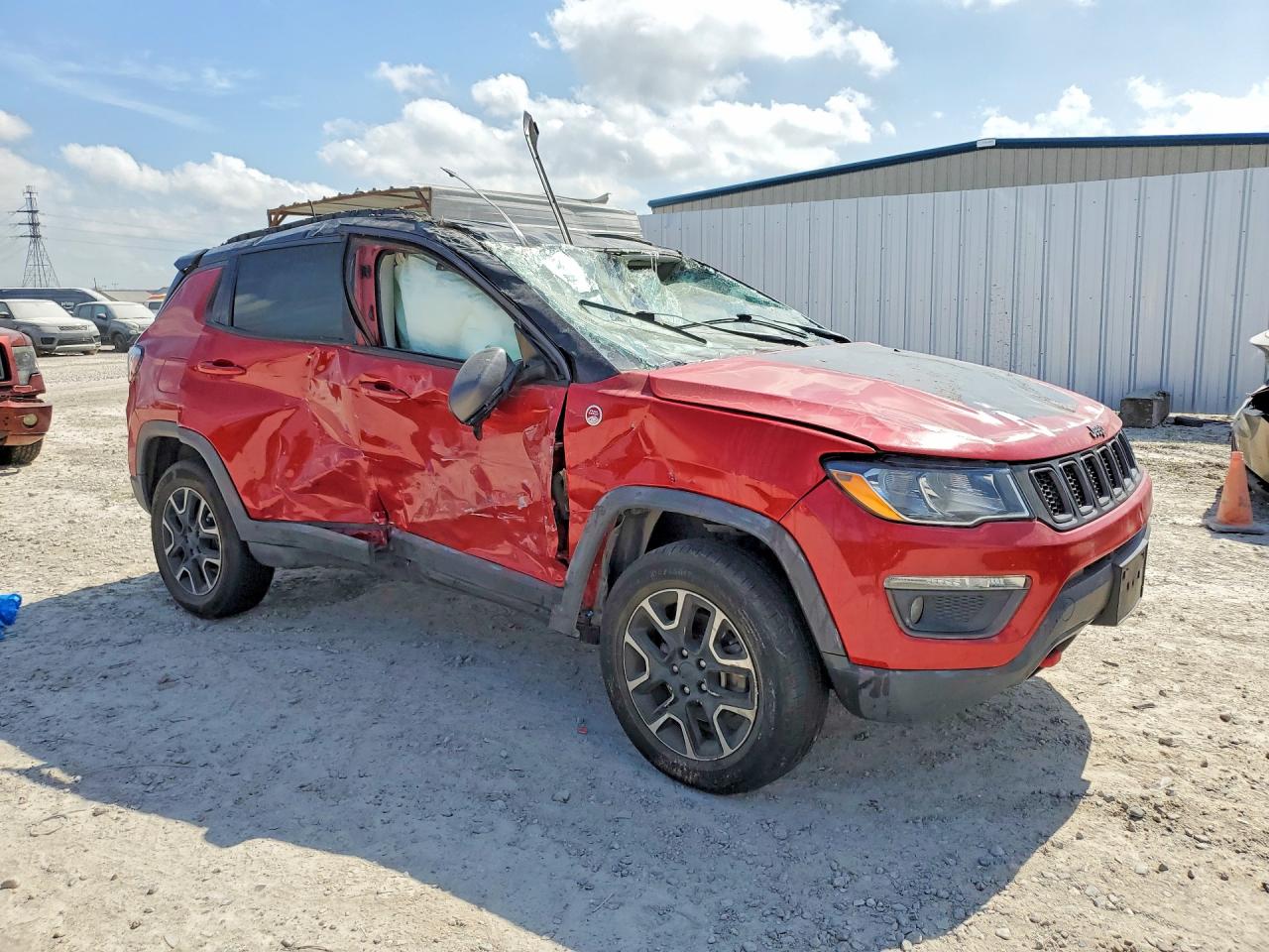 2021 JEEP COMPASS TRAILHAWK photo 4