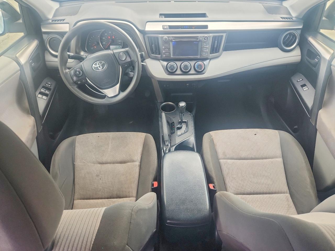 2013 TOYOTA RAV4 LE photo 8