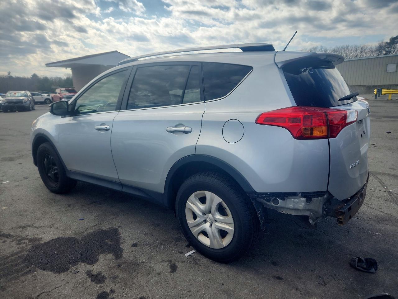 2013 TOYOTA RAV4 LE photo 2