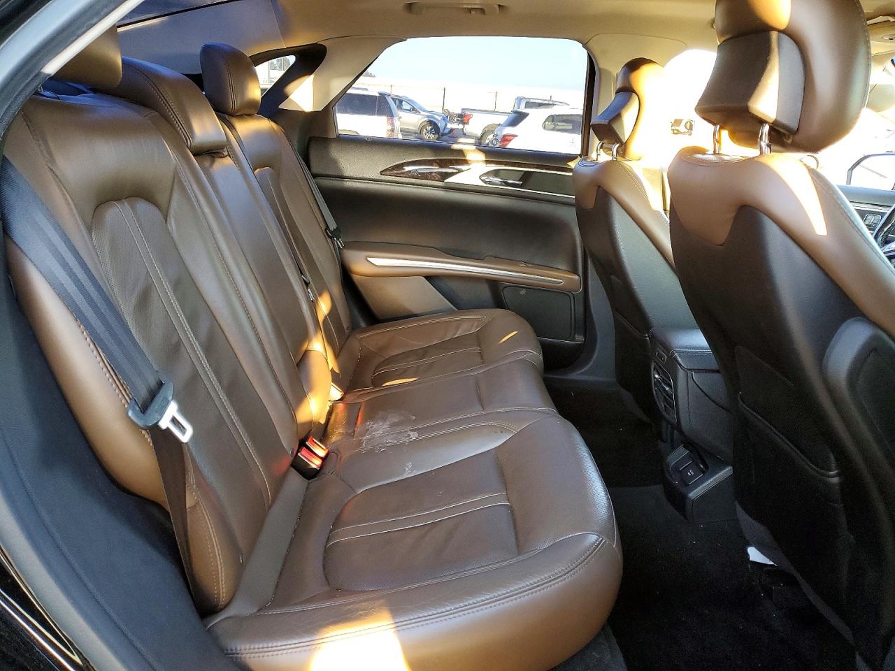 2016 LINCOLN MKZ HYBRID photo 19