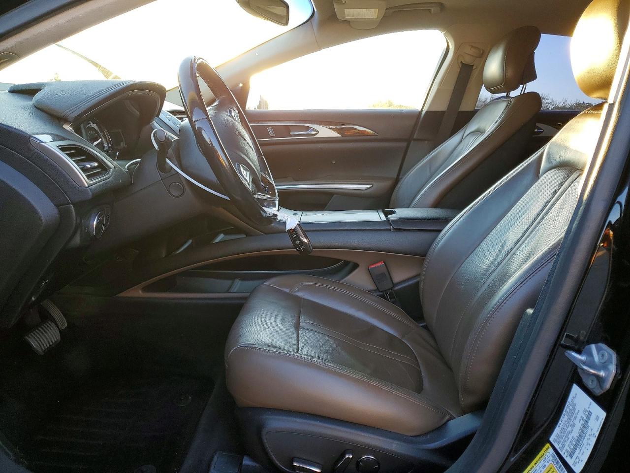 2016 LINCOLN MKZ HYBRID photo 13
