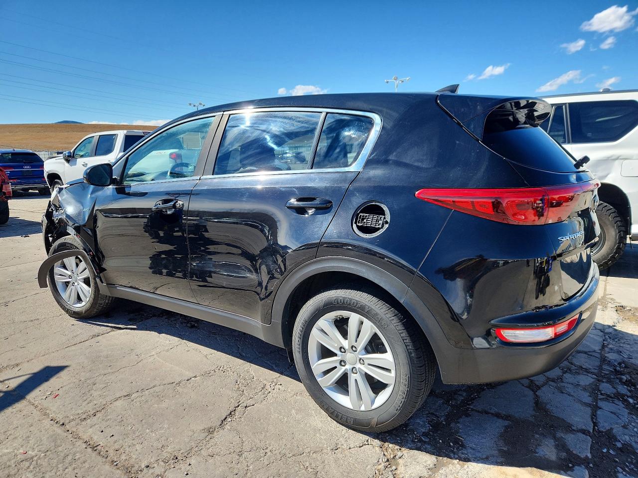 2017 KIA SPORTAGE LX photo 3