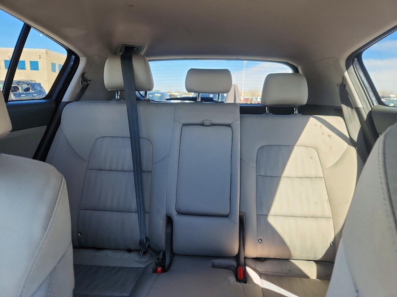 2017 KIA SPORTAGE LX photo 19