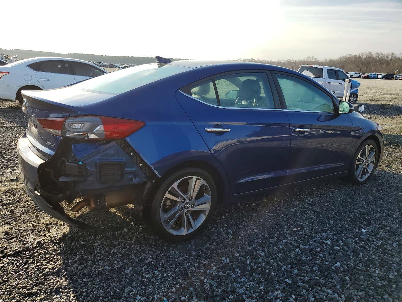 2017 HYUNDAI ELANTRA LIMITED photo 5
